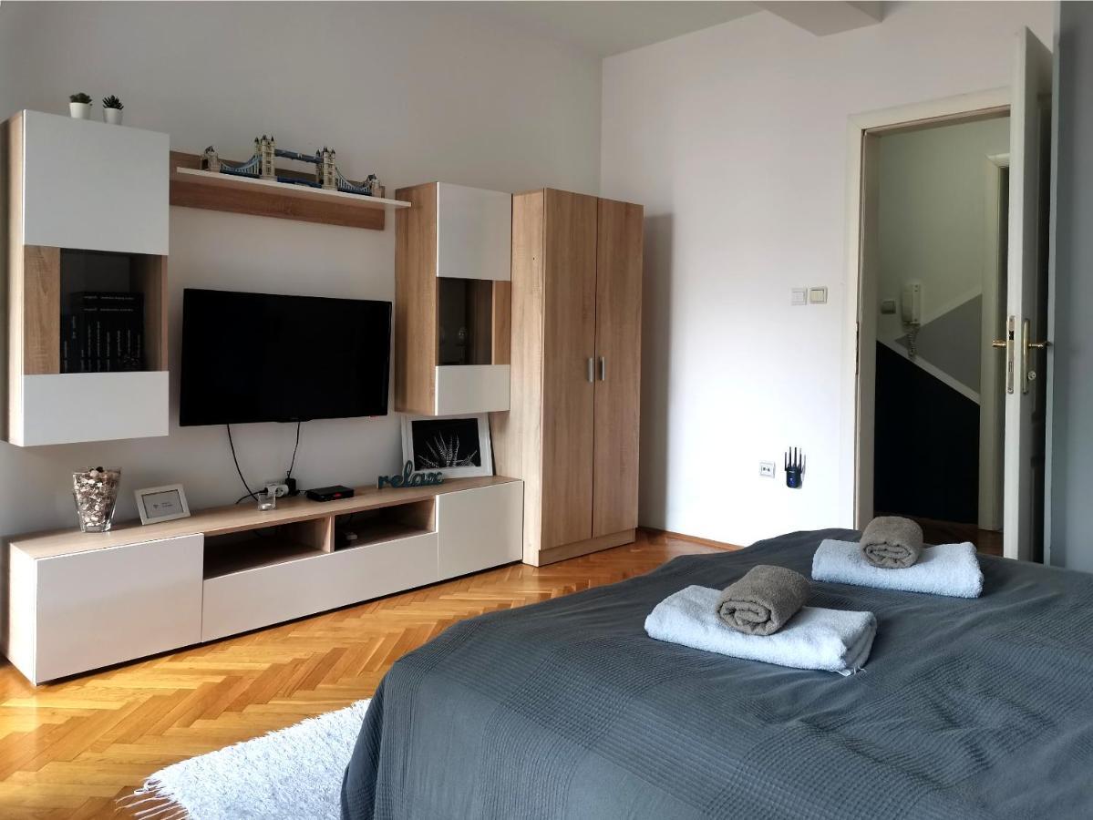 נובי סאד Center Apartment Iva מראה חיצוני תמונה